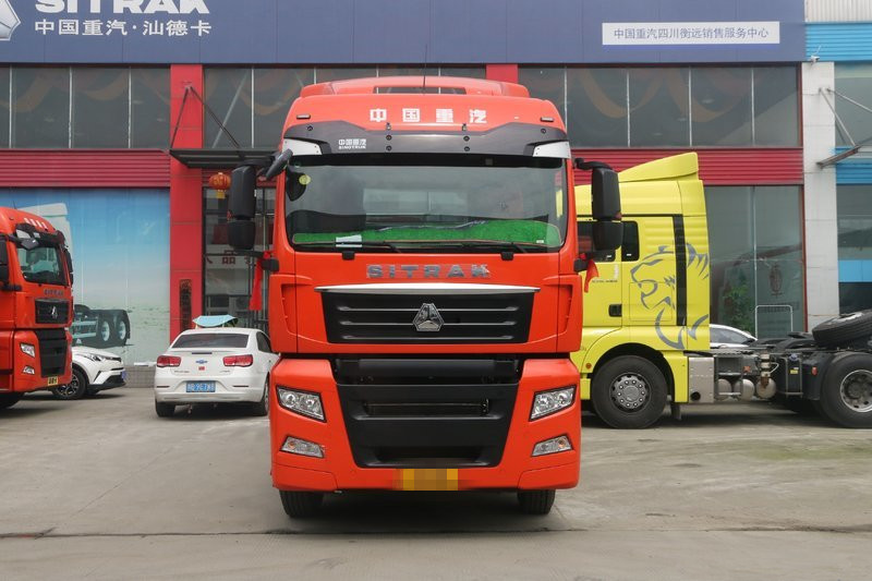 中國(guó)重汽 汕德卡SITRAK C7H重卡 540馬力 6X2 國(guó)五牽引車(ZZ4256V323HE1B)