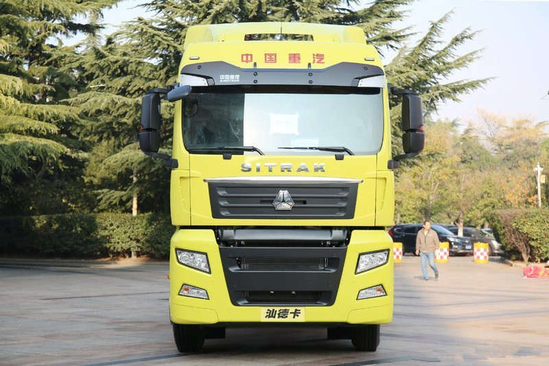 中國(guó)重汽 汕德卡SITRAK G7重卡 440馬力 6X4 國(guó)五牽引車(16擋)(ZZ4256V324HE1B)