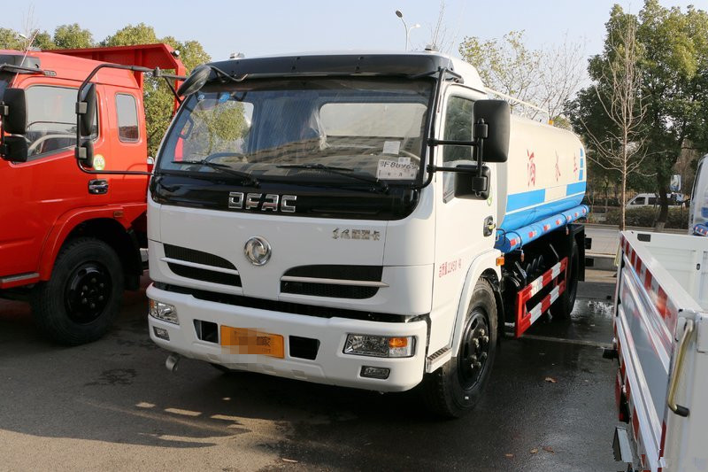 東風(fēng) 福瑞卡F11 143馬力 4X2 國五 噴灑車(EQ5110GPS8BDCAC)