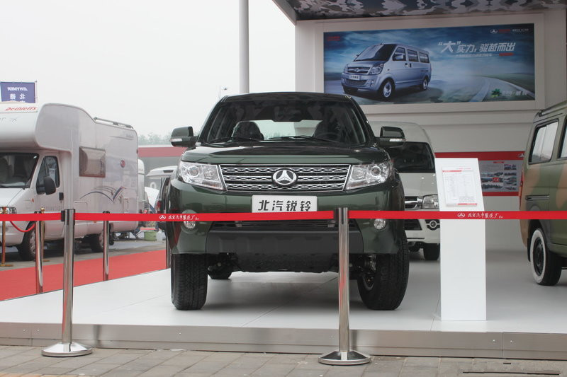 北汽 銳鈴 基本型 2019款 四驅(qū) 2.8T柴油 國五 雙排皮卡