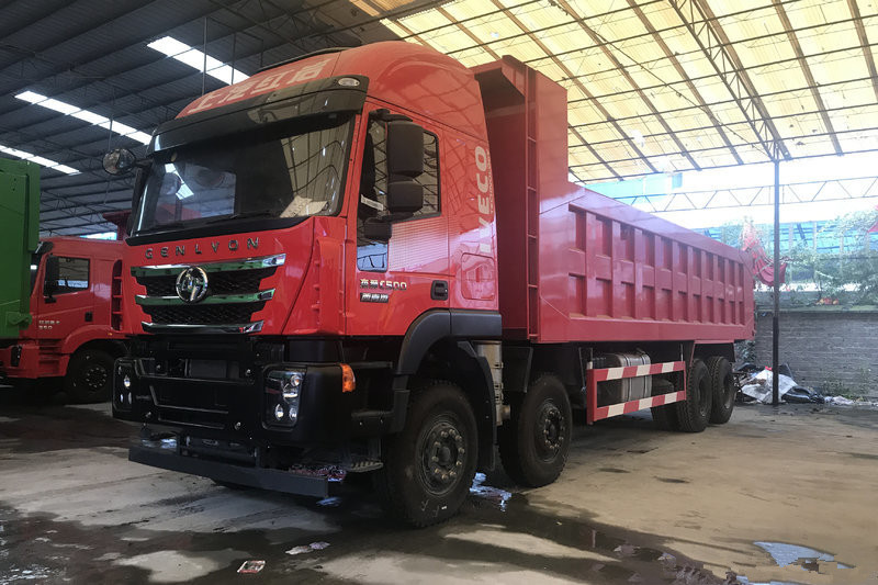 上汽紅巖 杰獅C500重卡 520馬力 8X4 8.6米 國五 自卸車(CQ3316HYVG486L)