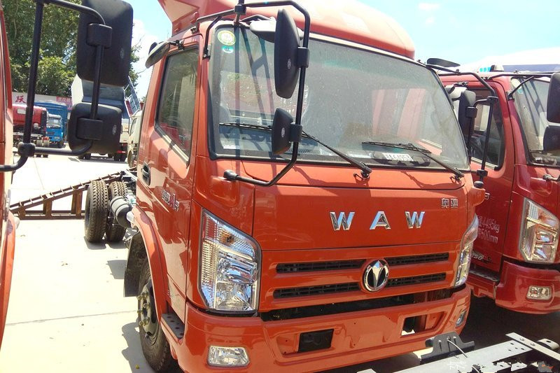 飛碟奧馳 A3系列 110馬力 4.17米 國(guó)五 單排倉(cāng)柵式輕卡載貨車(FD5041CCYW17K5-1)