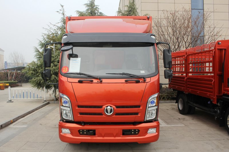 飛碟奧馳 V6系列 165馬力 4.15米 國五 單排載貨車(FD5043XSHW63K5-1)