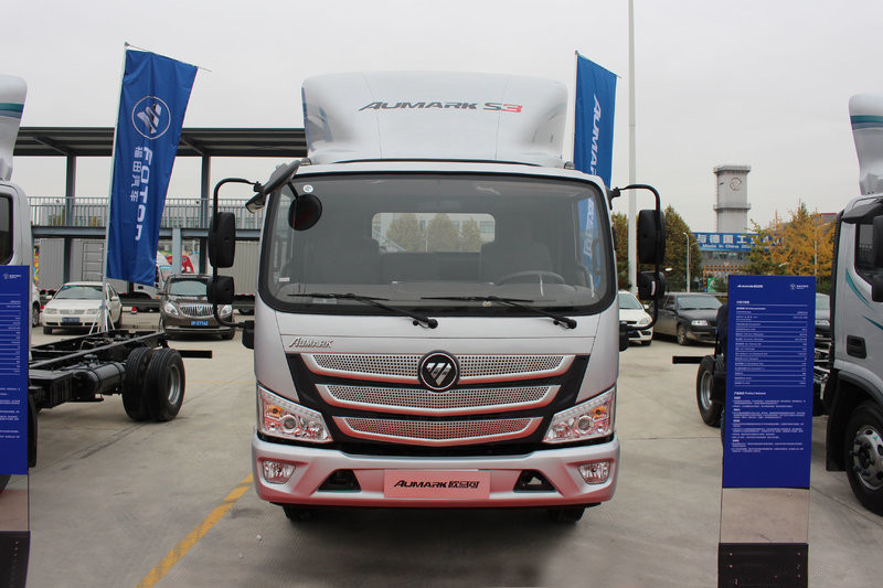 福田 歐馬可S3系 131馬力 3.8米 國(guó)五 排半廂式輕卡載貨車(BJ5048XXY-FE)