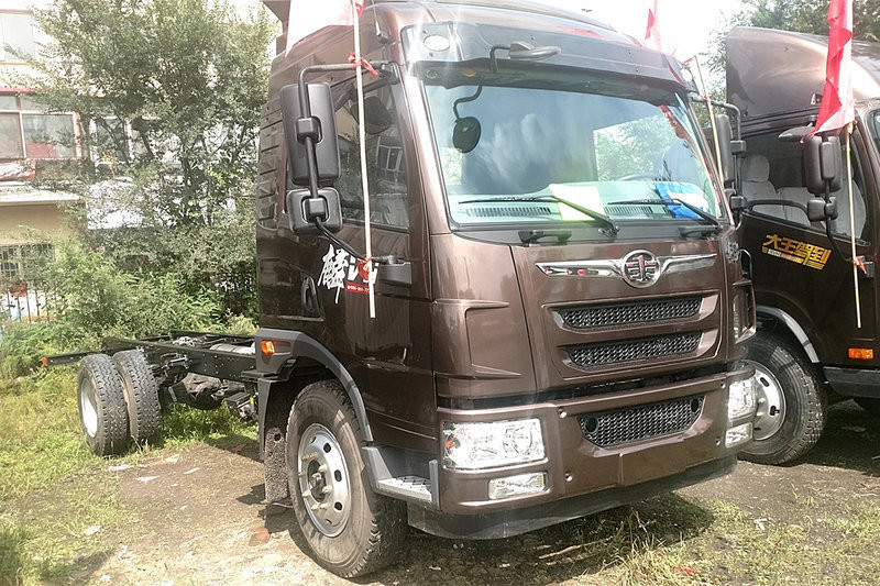 解放 麟VH 190馬力 6.2米 國五 單排廂式運輸車(CA5160XXYPK62L5E5A85)