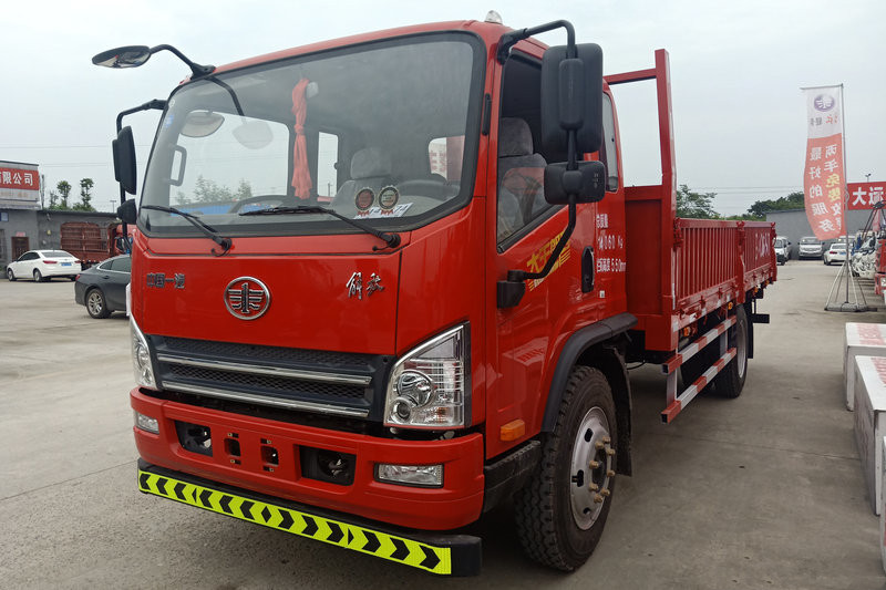 解放 虎VH 大王版 160馬力 5.4米 國五 排半欄板載貨車(CA1141P40K2L4E5A85)