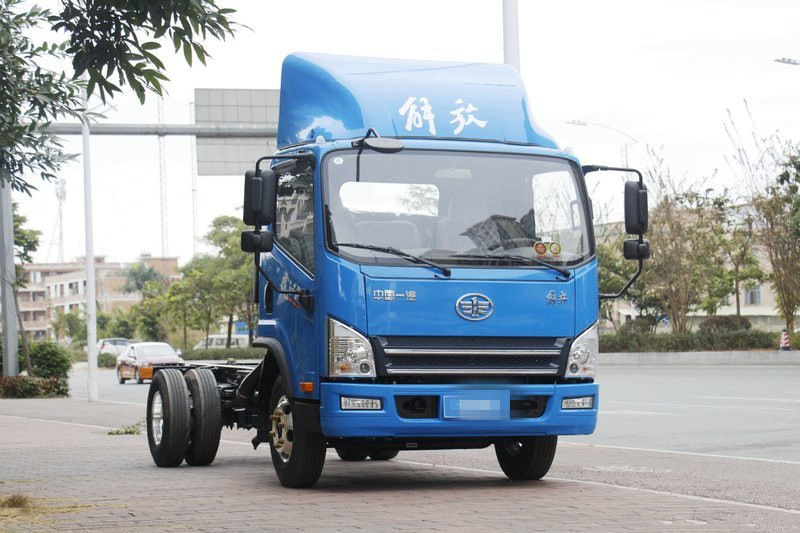 解放 虎VH 科技版 156馬力 4.16米 國(guó)五 單排廂式輕卡(CA5040XXYP40K59L2E5A84)