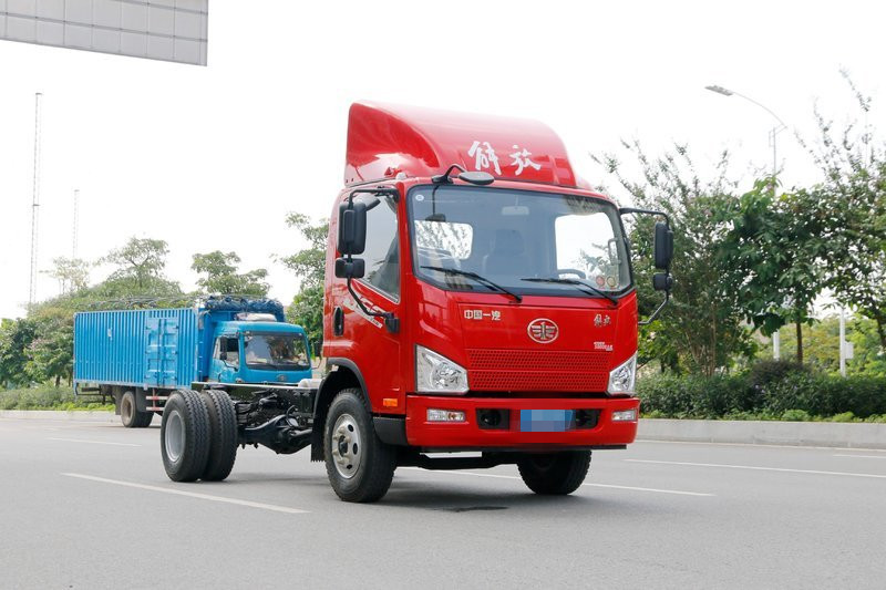 一汽解放 J6F 重載版 165馬力 4.21米 國(guó)五 單排倉(cāng)柵式輕卡(CA5043CCYP40K2L1E5A84)