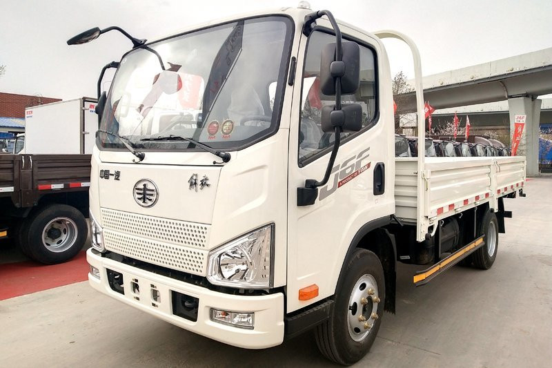 一汽解放 J6F 165馬力 6.2米 國五 單排欄板載貨車(法士特)(CA1120P40K2L5E5A85)