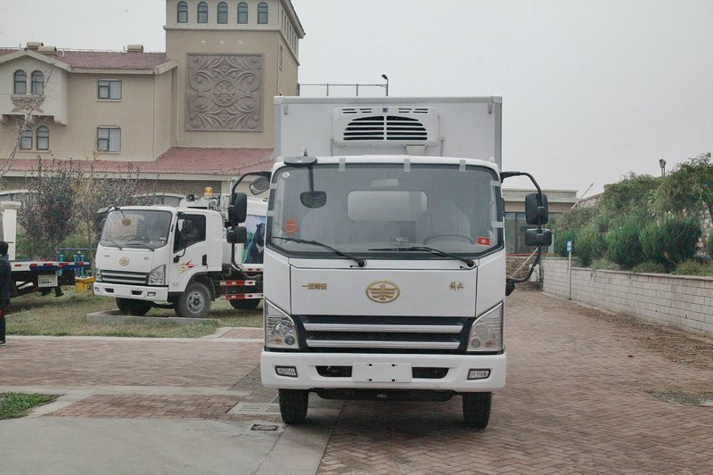 解放 虎V 88馬力 4X2 3.6米 國五 冷藏車(CA5041XLCP40K50L1E5A84)