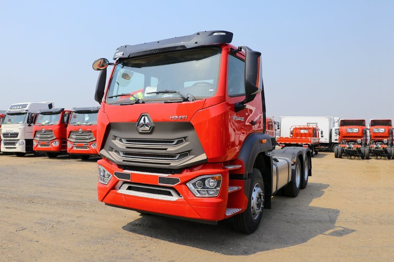 中國(guó)重汽 豪瀚N7G重卡 440馬力 6X4 國(guó)六 牽引車(ZZ4255N3446F1)