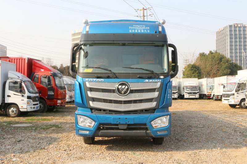 福田 歐曼EST 6系重卡 270馬力 4X2 9.6米 國(guó)五 廂式載貨車(BJ5189XXY-AB)