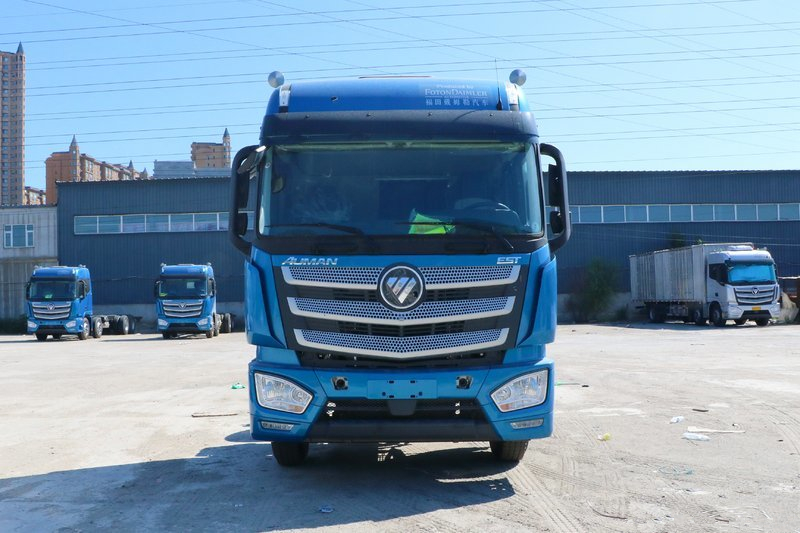 福田 歐曼EST 6系重卡 400馬力 8X4 9.6米 國五 倉柵式載貨車(BJ5319CCY-AC)