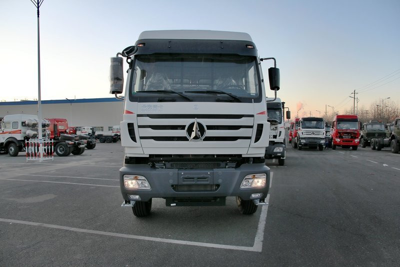 北奔 NG80重卡 430馬力 6X4 國五 牽引車(ND4250BD5J7Z06)