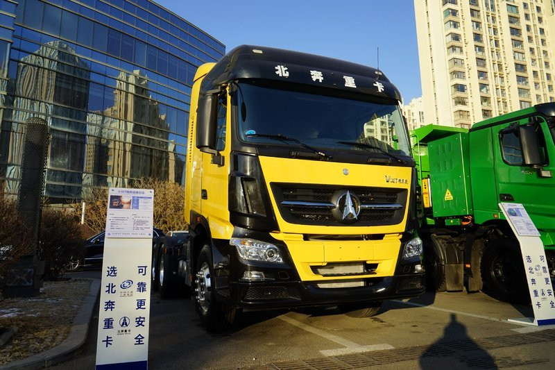 北奔 V3ET重卡 精英版 430馬力 6X4 國五 牽引車(ND4250BD5J7Z02)