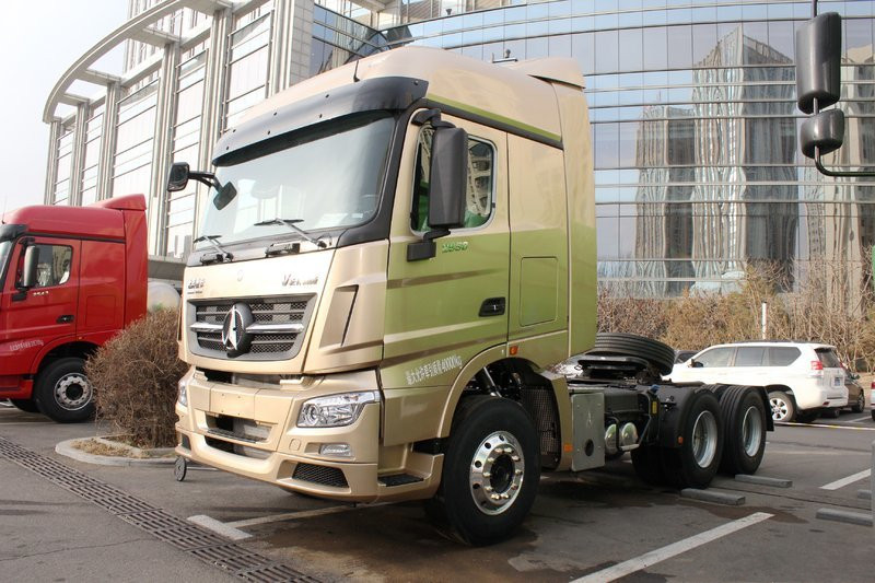 北奔 V3ET重卡 530馬力 6X4 國五 牽引車(ND4250BD5J7Z08)