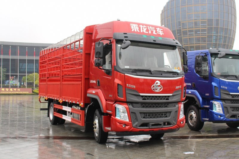 東風(fēng)柳汽 乘龍H5中卡 200馬力 4X2 6.7米 國五 倉柵式載貨車(LZ5180CCYM3AB)