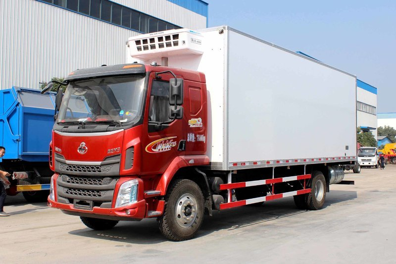 東風柳汽 乘龍新M3 200馬力 4X2 7.5米 國五 冷藏車(LZ5182XLCM3AB)