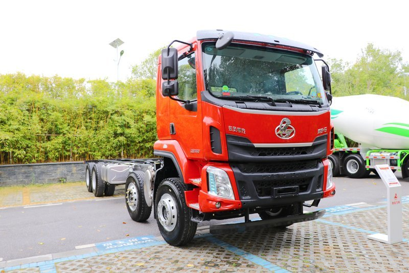 東風(fēng)柳汽 乘龍H5 350馬力 8X4 國五 隨車吊(153后橋)(LZ5310JSQM5FB)