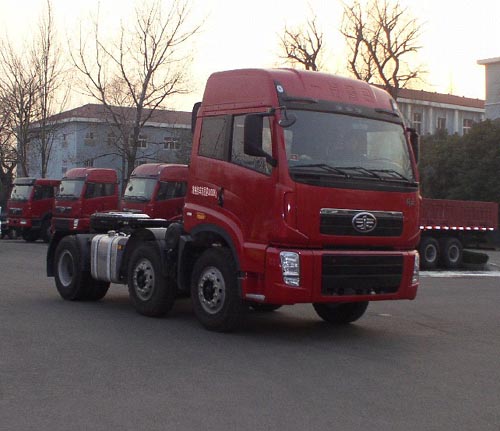 青島解放 新大威重卡 336馬力 6×2 牽引車(CA4227P2K2T3EA80)