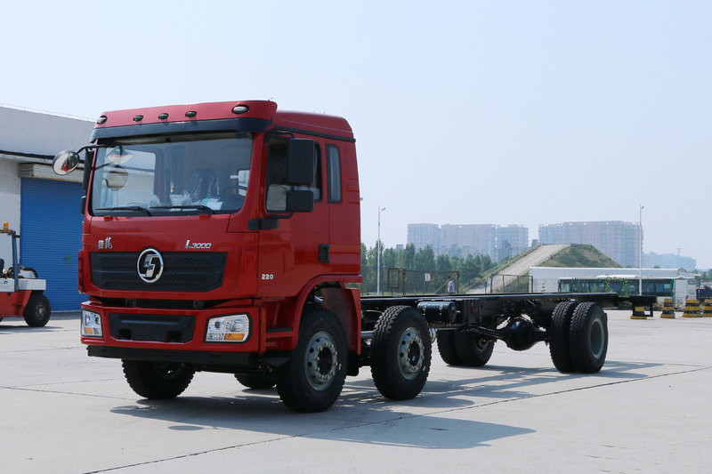 陜汽重卡 德龍L3000 220馬力 6X2 7.9米 國(guó)五 欄板載貨車底盤(pán)(SX1250LA9)