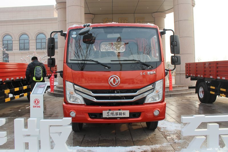 東風 多利卡D6-L 140馬力 4.2米 國六 單排欄板輕卡(EQ1043S8CD2)