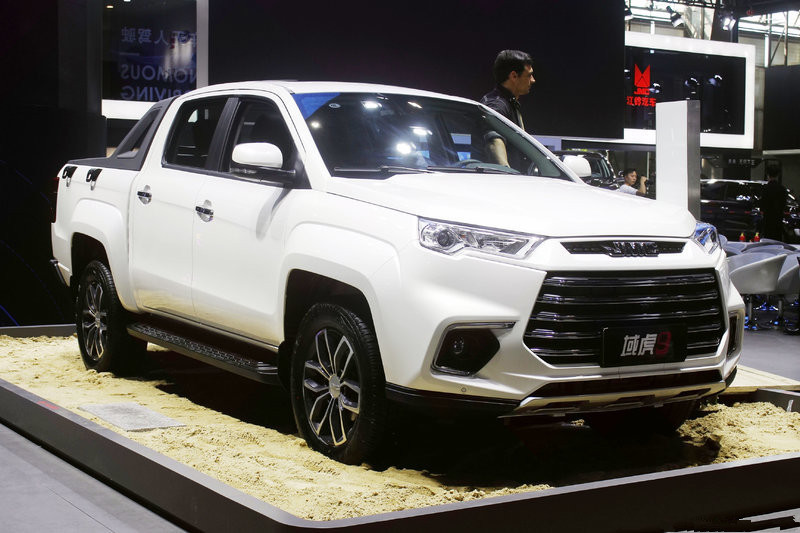 江鈴 域虎9 2020款 尊享型 2.0T柴油 141馬力 國(guó)六 6擋手動(dòng) 四驅(qū) 雙排皮卡