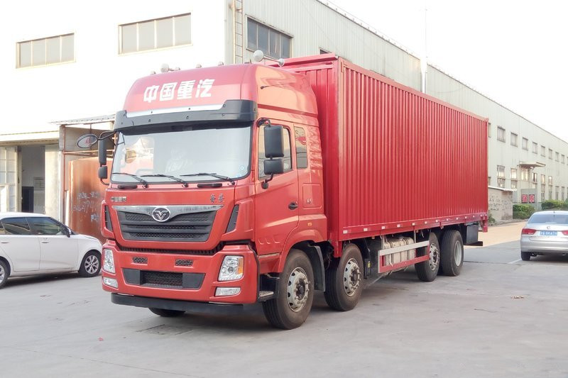 中國重汽 豪曼H5重卡 310馬力 8X2 9.6米 國五 廂式載貨車(采埃孚)(ZZ5318XXYKM0EK0)