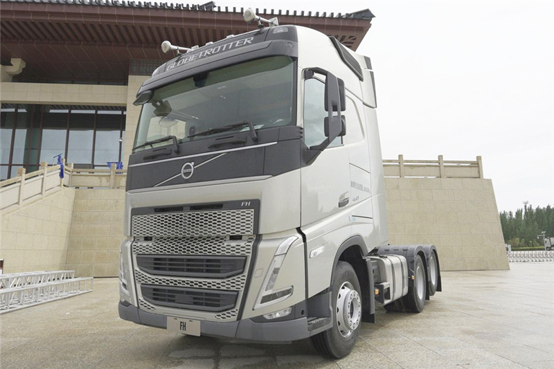 沃爾沃 全新FH重卡 460馬力 6X4 國(guó)六 自動(dòng)擋牽引車