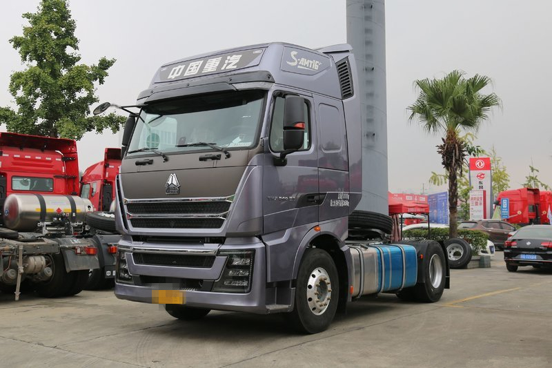 中國重汽 HOWOTH7重卡 540馬力 4X2 國六 牽引車(ZZ4187V361HF1)