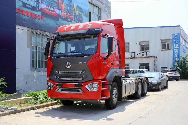中國重汽 豪瀚N7W重卡 400馬力 6X4 國六 牽引車(ZZ4255N3446F1)