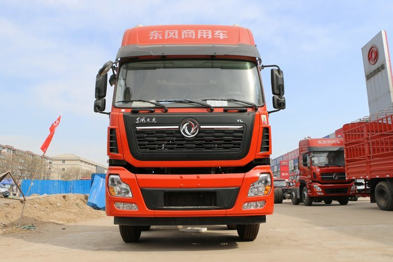 東風商用車 天龍VL重卡 350馬力 8X2 9.6米 國六 翼開啟廂式載貨車(DFH5310XYKAX8)