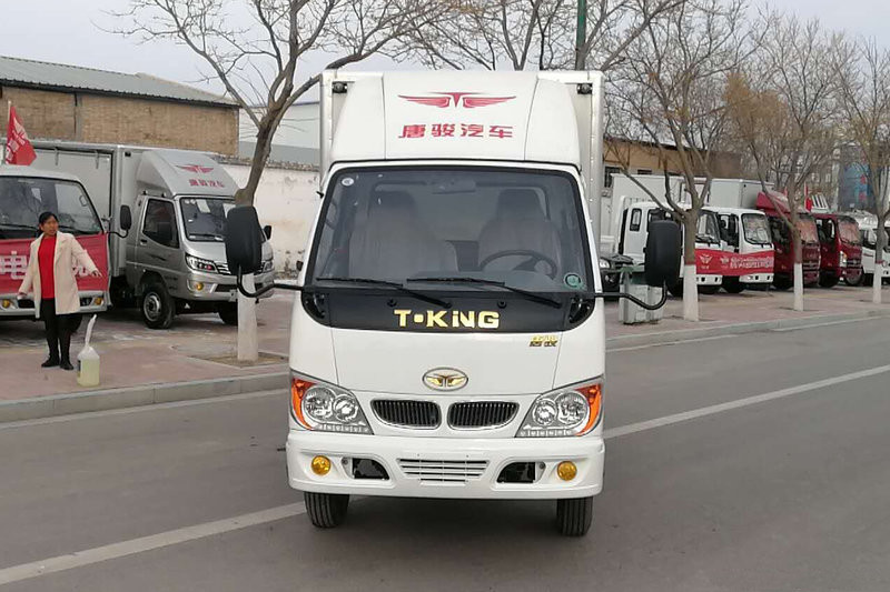 唐駿歐鈴 小寶馬 68馬力 3.48米 國(guó)五 排半倉(cāng)柵式微卡(ZB5040CCYBPC3V)