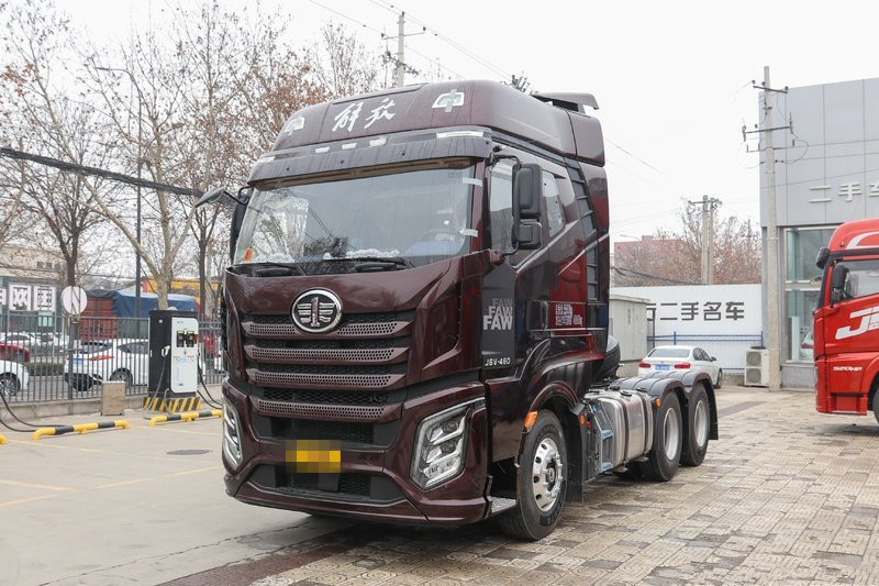 一汽解放 新J6V 460馬力 6X4 國(guó)六 牽引車(CA4250P66K25T1E6)
