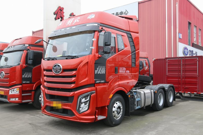 一汽解放 J6V重卡 560馬力 6X4 國六 牽引車(CA4250P66K25T1E6)