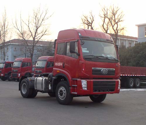 青島解放 新大威重卡 300馬力 4×2 牽引車(CA4180P2K2EA81)