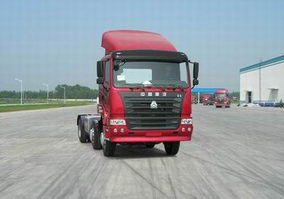 中國重汽 豪運重卡 300馬力 6×2 牽引車(ZZ4255M25C5C1)