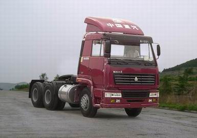 中國重汽 斯太爾王重卡 375馬力 6×4 牽引車(ZZ4256N2946C1)