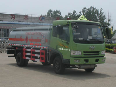 湖北程力 程力威 140馬力 4×2 加油車(CLW5083GJYC3)