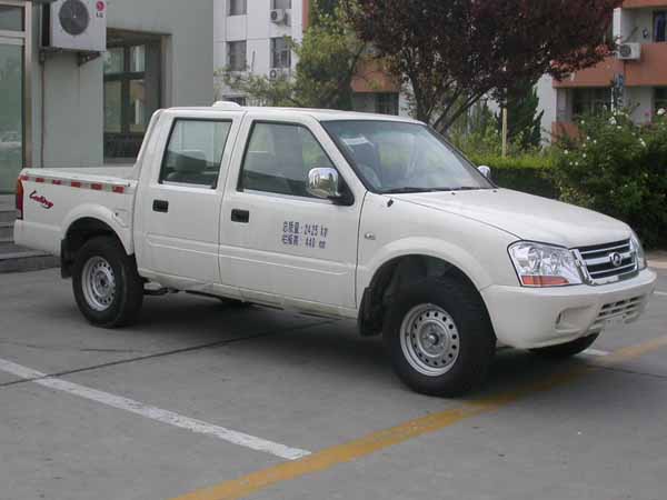 北汽 陸鈴 兩驅(qū) 皮卡(BJ1021MMT53)