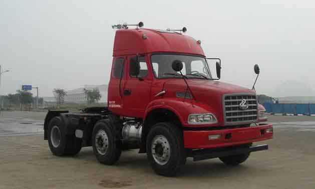 東風(fēng)柳汽 龍卡重卡 290馬力 6×2 牽引車(chē)(LZ4232JCQ)