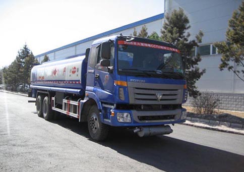 金碧 240馬力 6×4 運(yùn)油車(PJQ5250GYYOM)