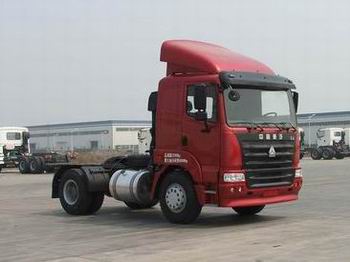 中國重汽 豪運重卡 375馬力 4×2 牽引車(ZZ4185S3515C)