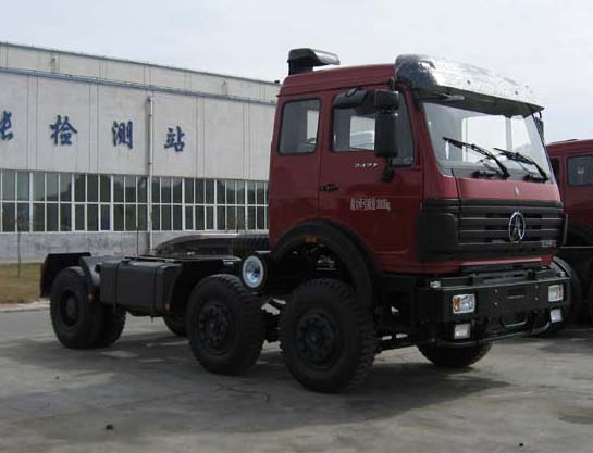 北奔重汽 北奔NG80 重卡 336馬力 6×2 牽引車(ND4243L25J)