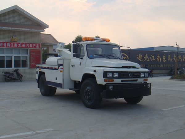 湖北江南 江特 160馬力 4×2 清障車(JDF5100TQZK)