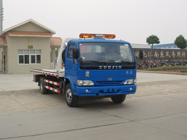 湖北江南 江特 109馬力 4×2 清障車(JDF5070TQZY)