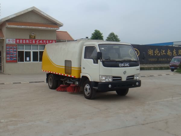湖北江南江特 115馬力 4×2 掃路車(JDF5071TSL)