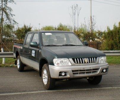 2009款 金杯 金典 兩驅(qū) 長軸短廂皮卡(SY1023KC35C)