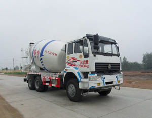 廈工楚勝 楚勝 336馬力 6×4 混凝土攪拌運(yùn)輸車(chē)(CSC5251GJBZ)