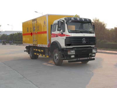 鄭州紅宇 180馬力 4×2 爆破器材運(yùn)輸車(HYJ5161XQYA)